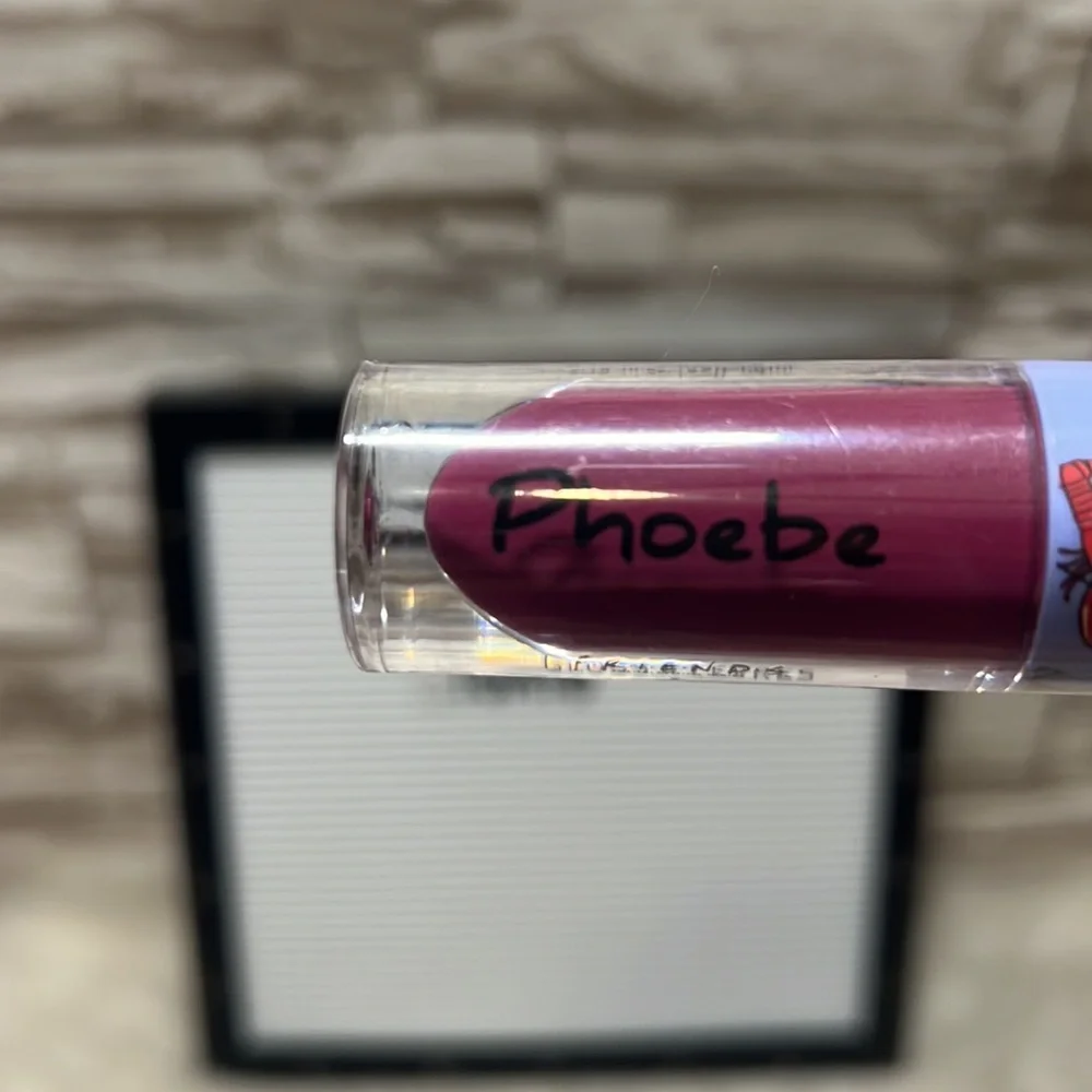 Makeup Revolution Friends PHOEBE Pout Bomb Lip Gloss.  Vegan